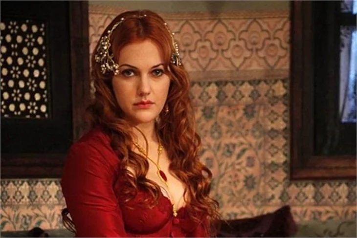 Meryem Uzerli, Hürrem olarak dönüyor!