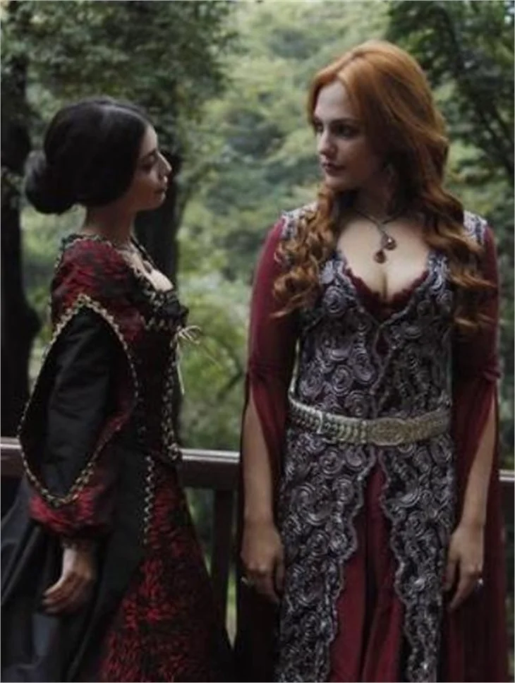 Meryem Uzerli, Hürrem olarak dönüyor!