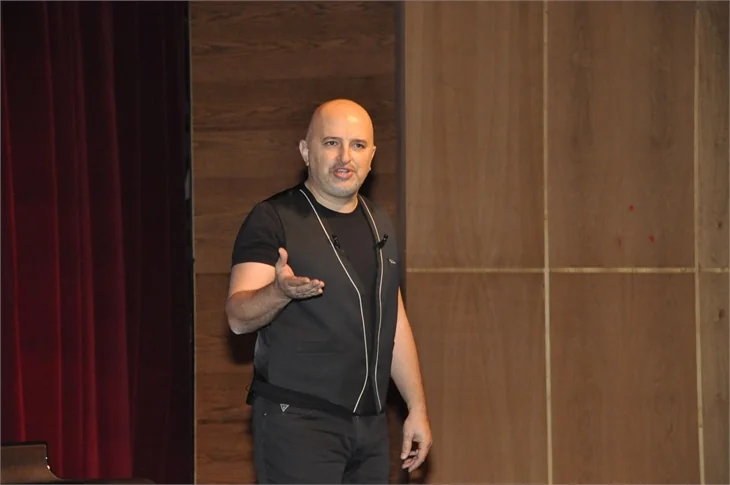 Ünlü isimlerden Şehzade Mustafa yorumları!