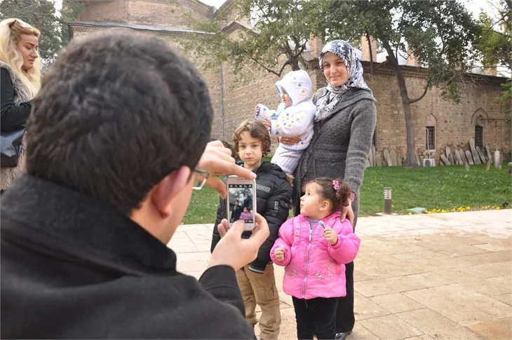 'Oğlundan' Şehzade Mustafa ziyaret!