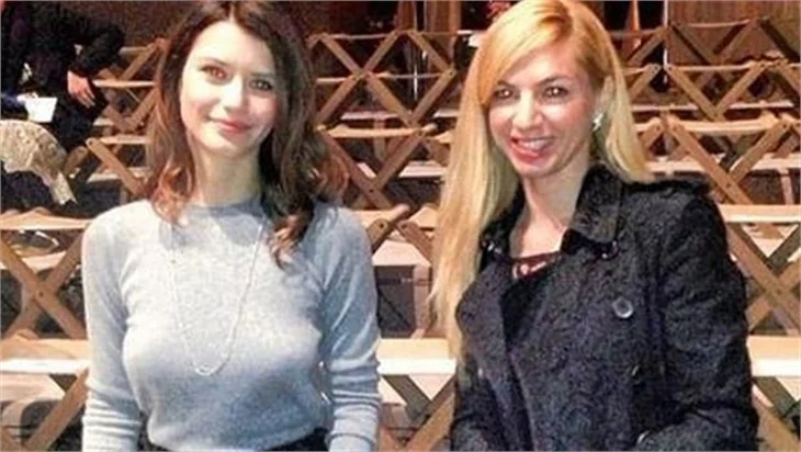Londra'dan Beren Saat geçti!