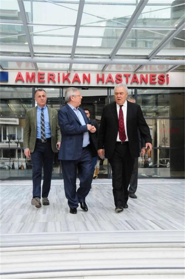 Aziz Yıldırım, Nejat İşler'i ziyaret etti!