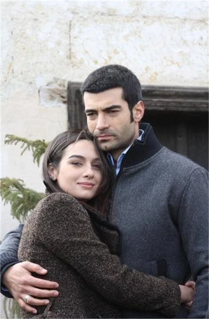 Birce Akalay'dan evlilik sinyali!