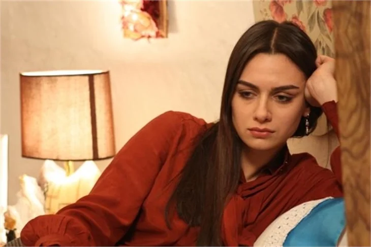 Birce Akalay'dan evlilik sinyali!