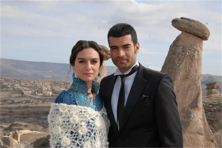 Birce Akalay'dan evlilik sinyali!
