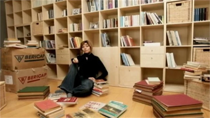 Elif Şafak: Kadınlık sınavından geçmem güç