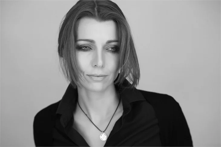 Elif Şafak: Kadınlık sınavından geçmem güç