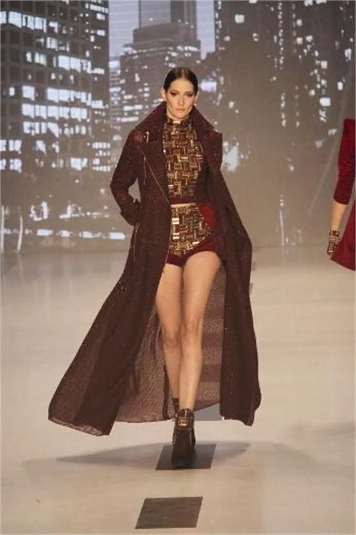 Ekmekli protesto Fashion Week'e damga vurdu!
