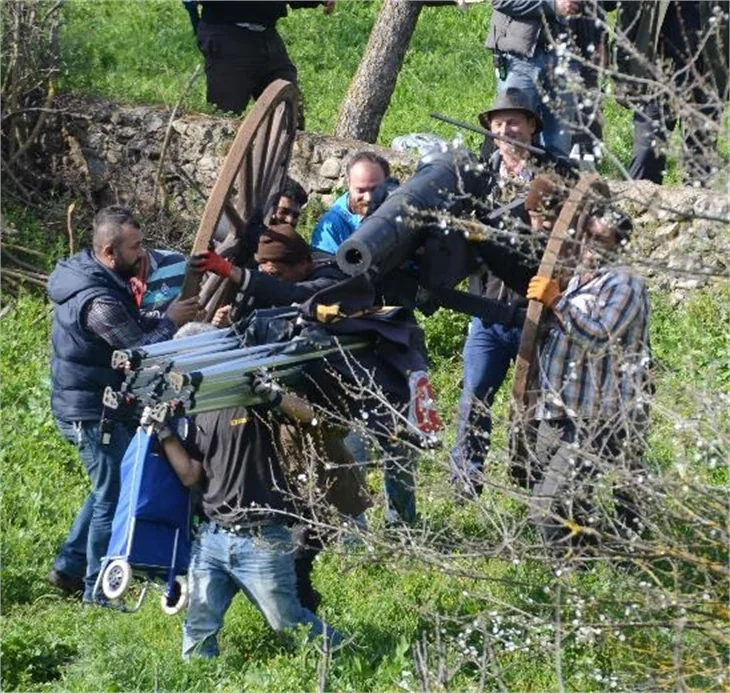 Russel Crowe'dan top atışı!