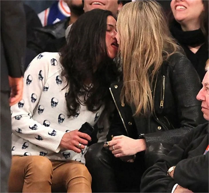 Cara Delevingne ve Michelle Rodriguez evlenmeye karar verdi