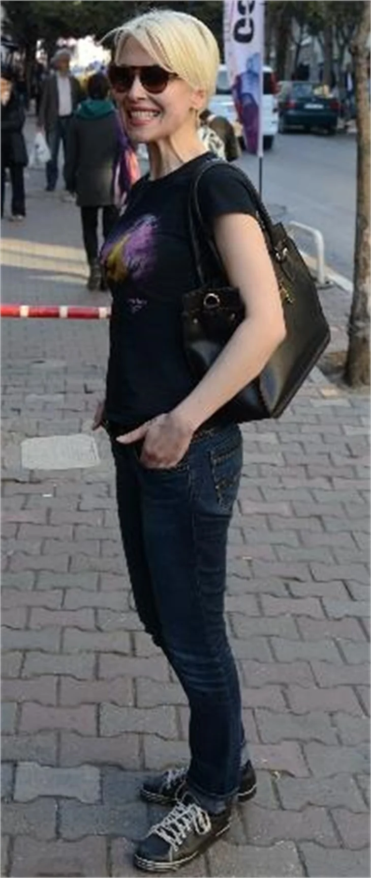 Arzu Yanardağ'ın tarzı şaşırttı!