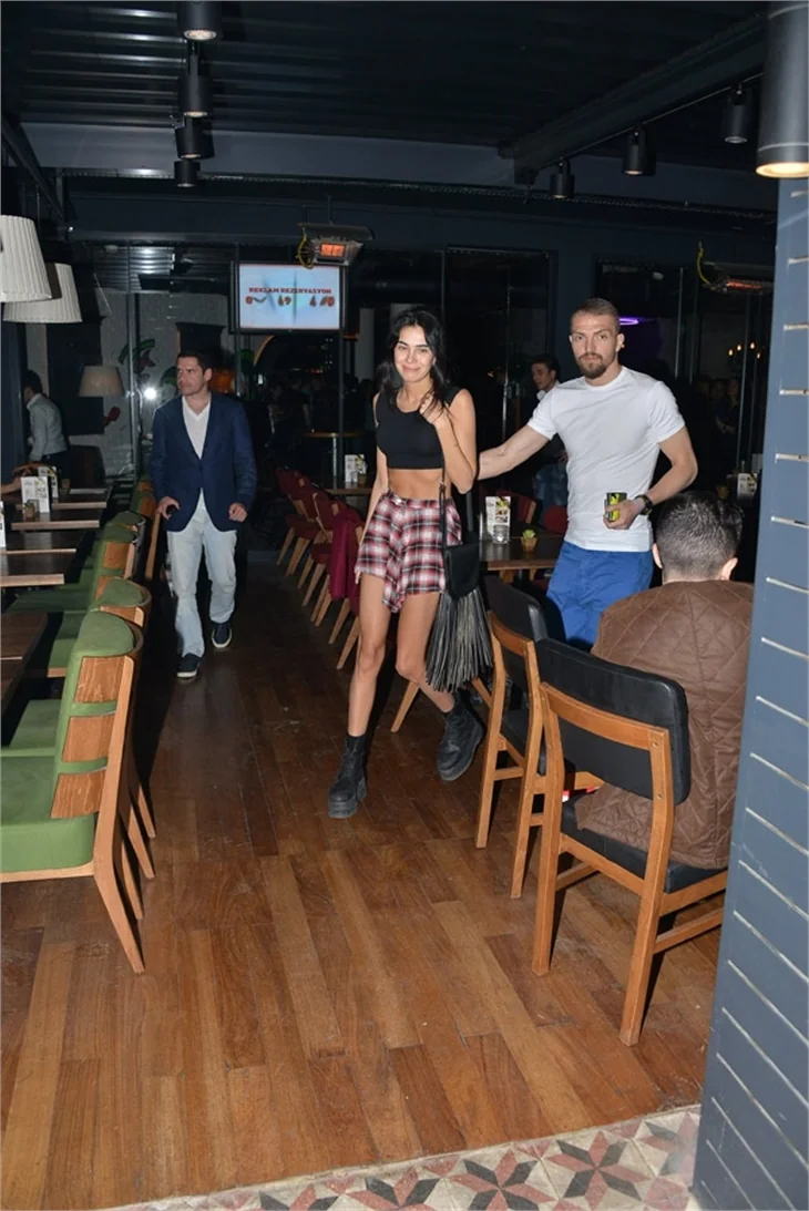 Asena Erkin sınırları zorluyor!