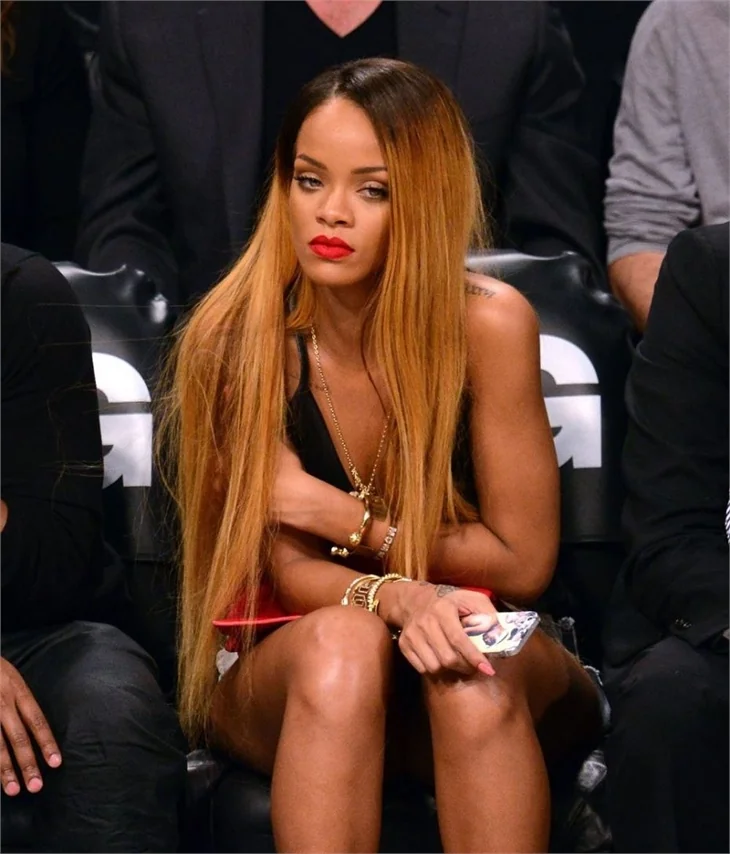 January Jones: Rihanna'yla yatmak isterdim