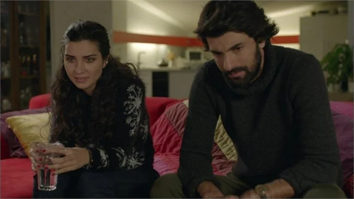 "Kara Para Aşk"ta Elif ve Ömer aşk şehri Roma'da