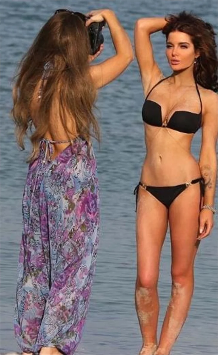 Helen Flanagan, kamera karşısında!