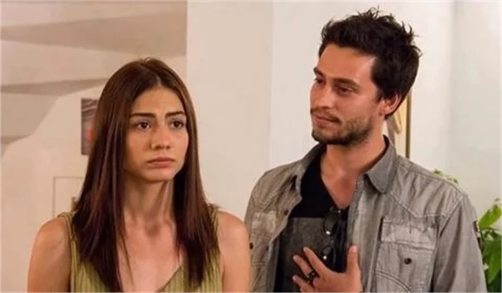 Demet Özdemir ile Ekin Koç, İzzet Çapa'ya konuştu!