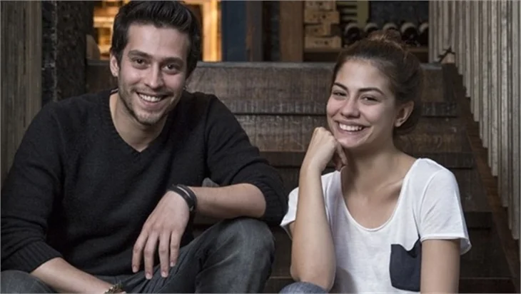 Demet Özdemir ile Ekin Koç, İzzet Çapa'ya konuştu!