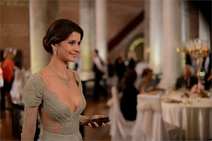 Beren Saat Amerika yollarında!