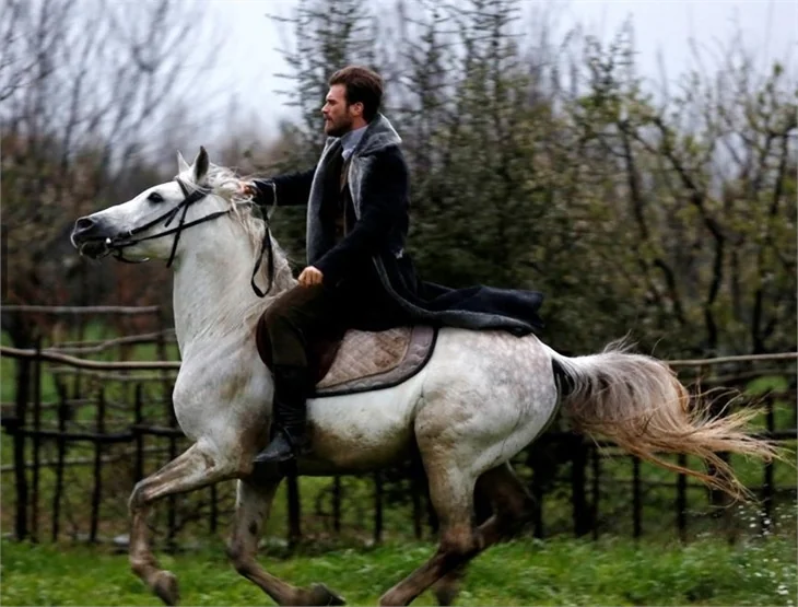 Kurt Seyit ve Şura'nın İstanbul dönemi başlıyor!