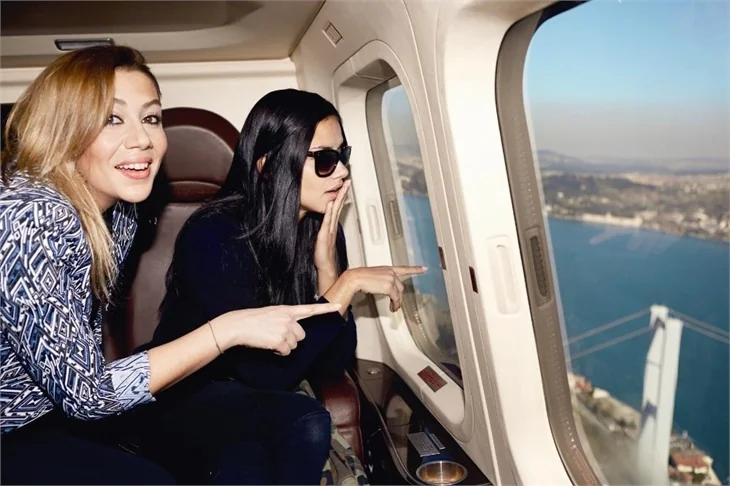 Adriana Lima: Doğduğumdan beri seksiyim!