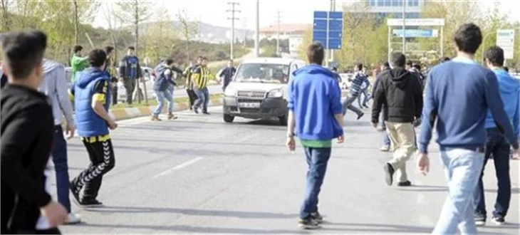 Derbi öncesi şok saldırı!