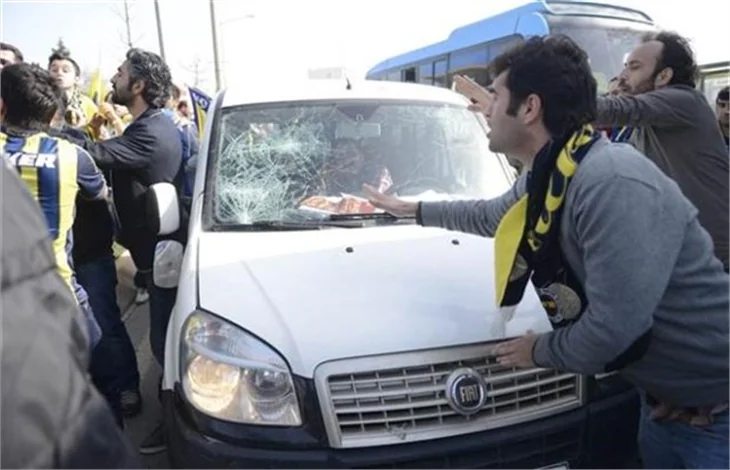 Derbi öncesi şok saldırı!