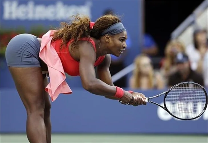 Serena Williams: Büyük göğüslerimle gurur duyuyorum..