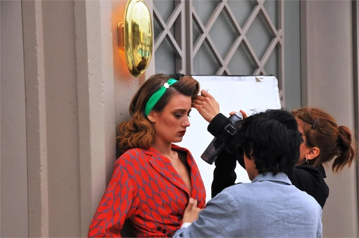 Gizem Karaca'dan yeni dizi hazırlığı!