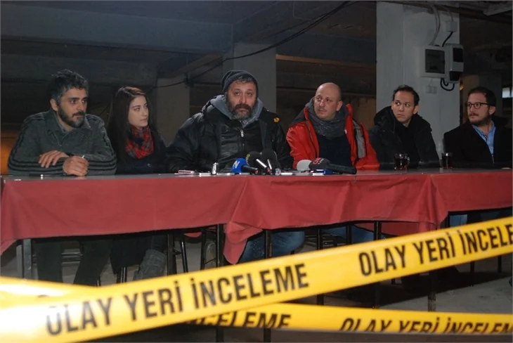 Müjdeli haberi Hazal Kaya verdi!