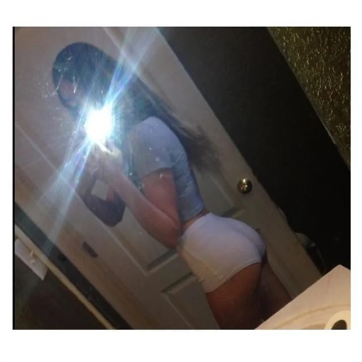 ‘Selfie’den sonra yeni moda 'Belfie'