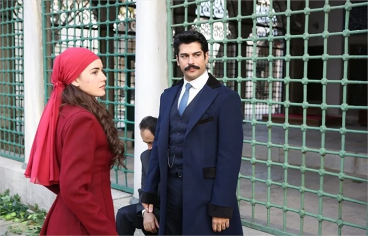 "Çalıkuşu"nun günü yine değişti!