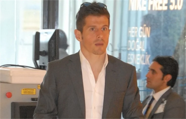 Emre Belözoğlu kiminle buluştu?