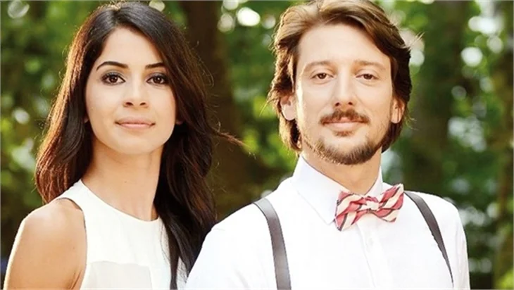 Beyza Şekerci ve Engin Hepileri el ele!