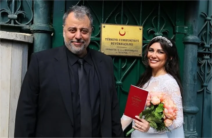 Hamdi Alkan ile Selen Görgüzel, Roma'da evlendi!