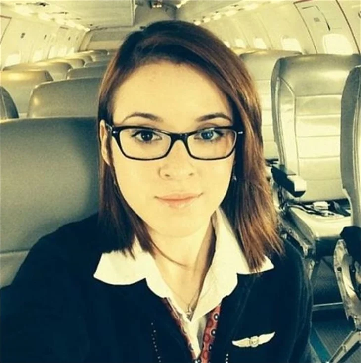 Hosteslerin selfie çılgınlığı!