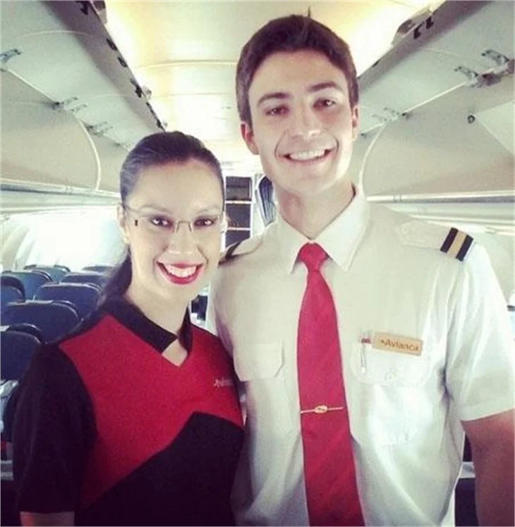 Hosteslerin selfie çılgınlığı!