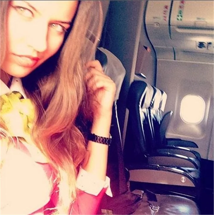 Hosteslerin selfie çılgınlığı!