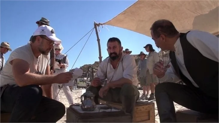 Filmde ayrıntılarda hata mı var?