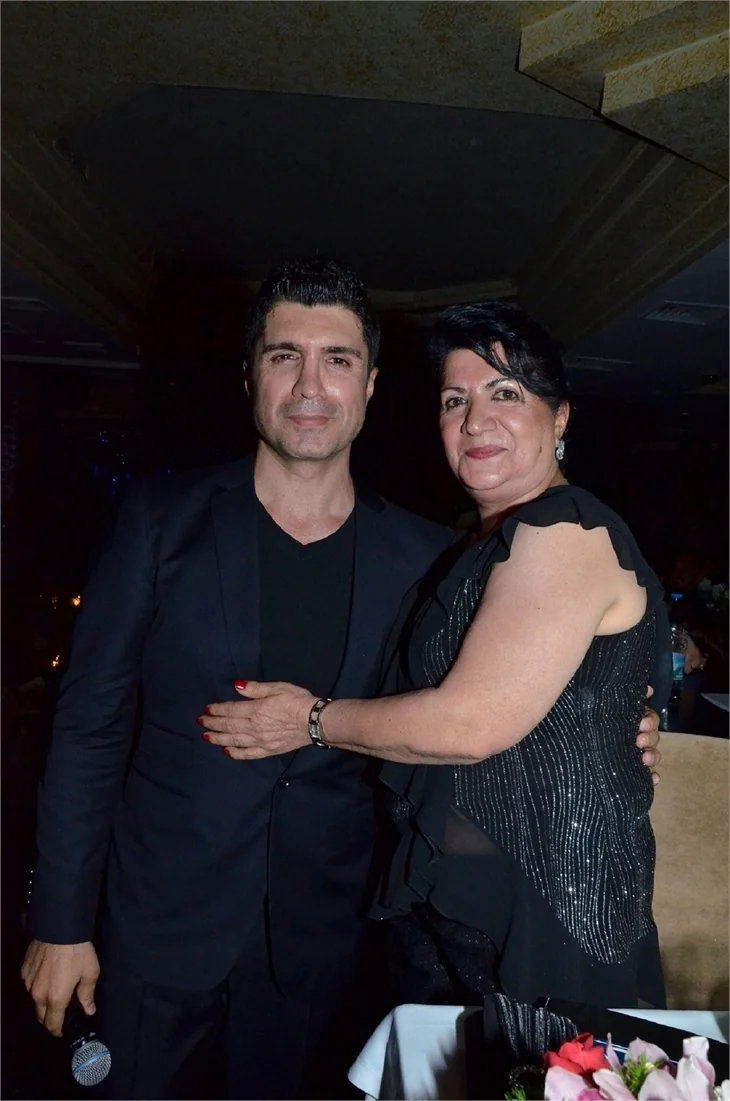 Özcan Deniz, Günay'ı salladı!