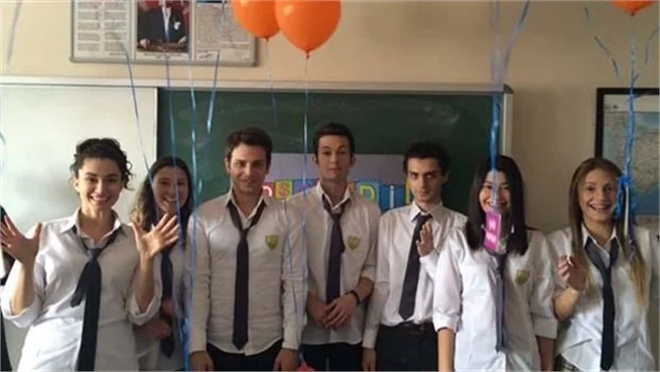 "Güneşi Beklerken"in setinde neler oluyor?