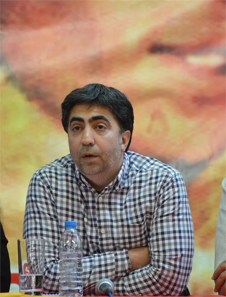 Memet Ali Alabora ortaya çıktı!