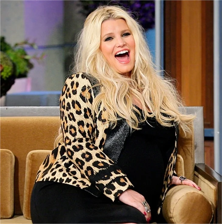 Jessica Simpson kızı için 32 kilo verdi!