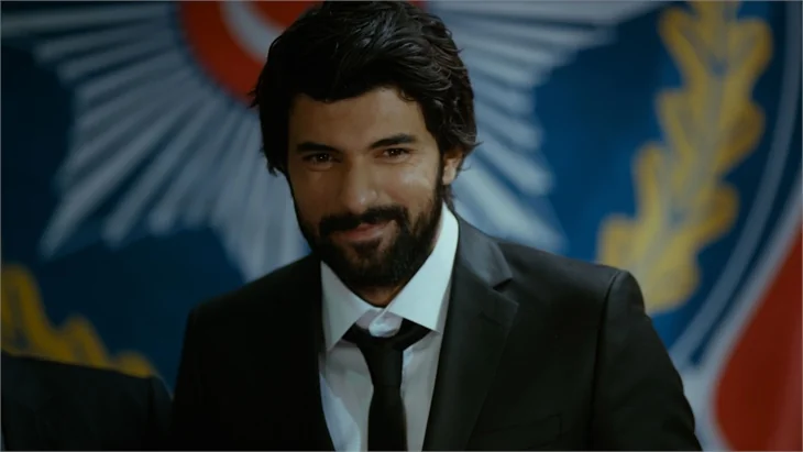 Engin Akyürek gönlünü ona mı kaptırdı?