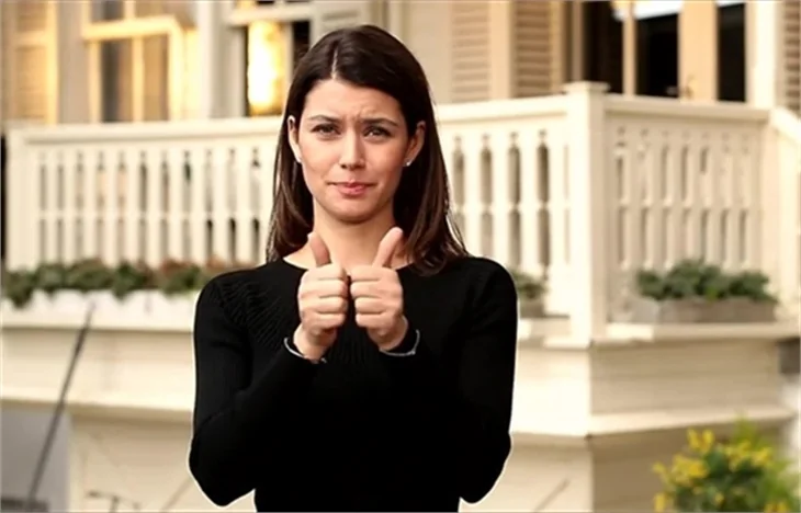 Beren Saat eski sevgilisinin fotoğrafını paylaştı!