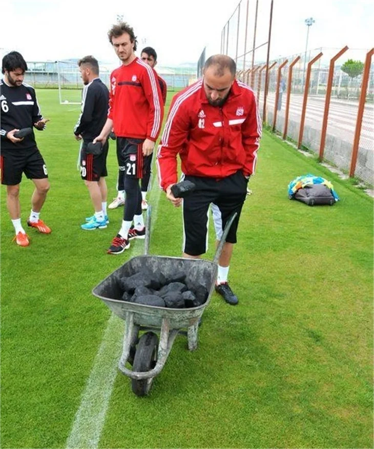 Roberto Carlos'tan Soma için pankart!