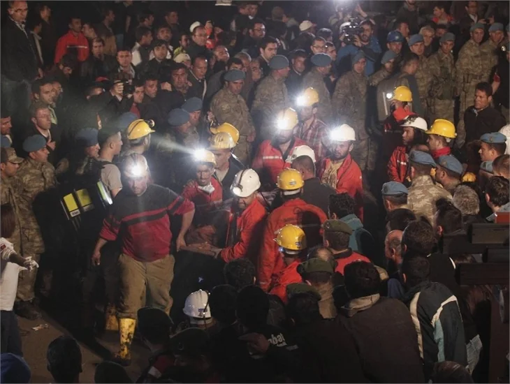 Soma faciasına ünlülerin ilk tepkisi!
