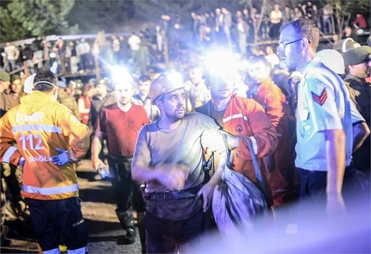 Soma faciasına ünlülerin ilk tepkisi!
