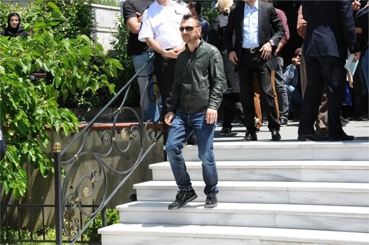 Halit Ergenç'in göz yaşları...