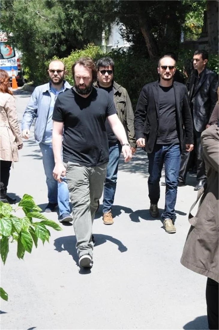 Halit Ergenç'in göz yaşları...