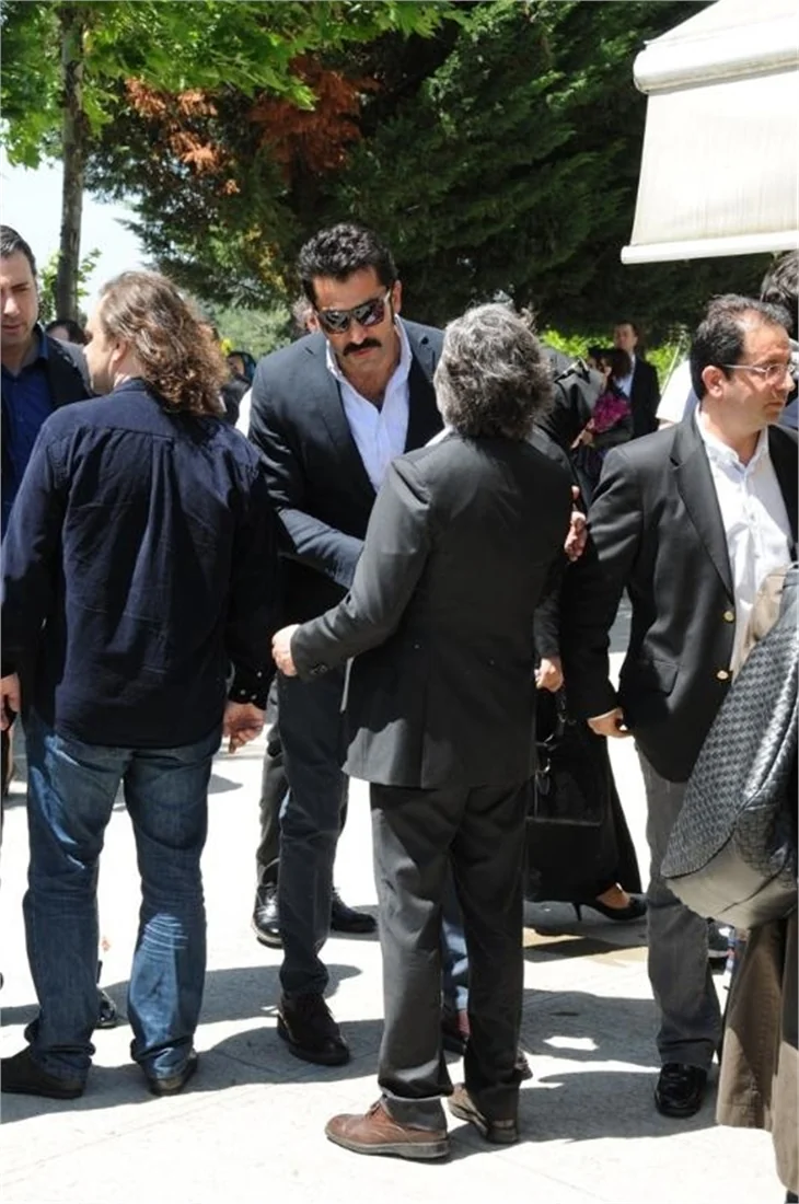 Halit Ergenç'in göz yaşları...